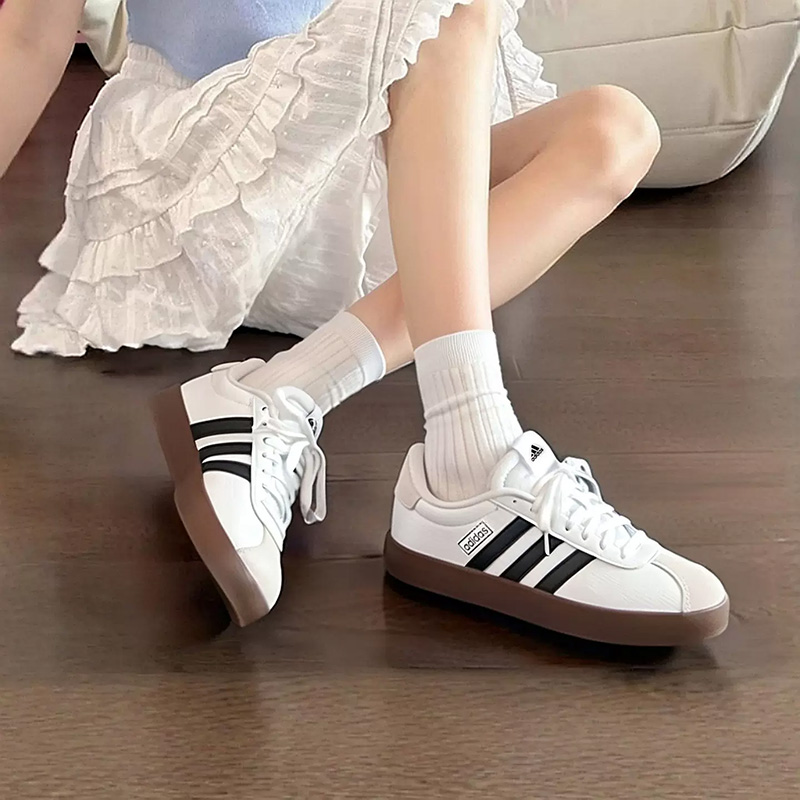 อาดิดาส ไวท์ แบล็ค ซูเอด โท แก - Adidas Shoes Samba บทวิจารณ์และราคา